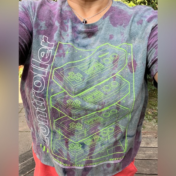 Nintendo Controller Game Atari Vintage Crop Tee Shirt Top Anime Distressed Boxy - Picture 3 of 5